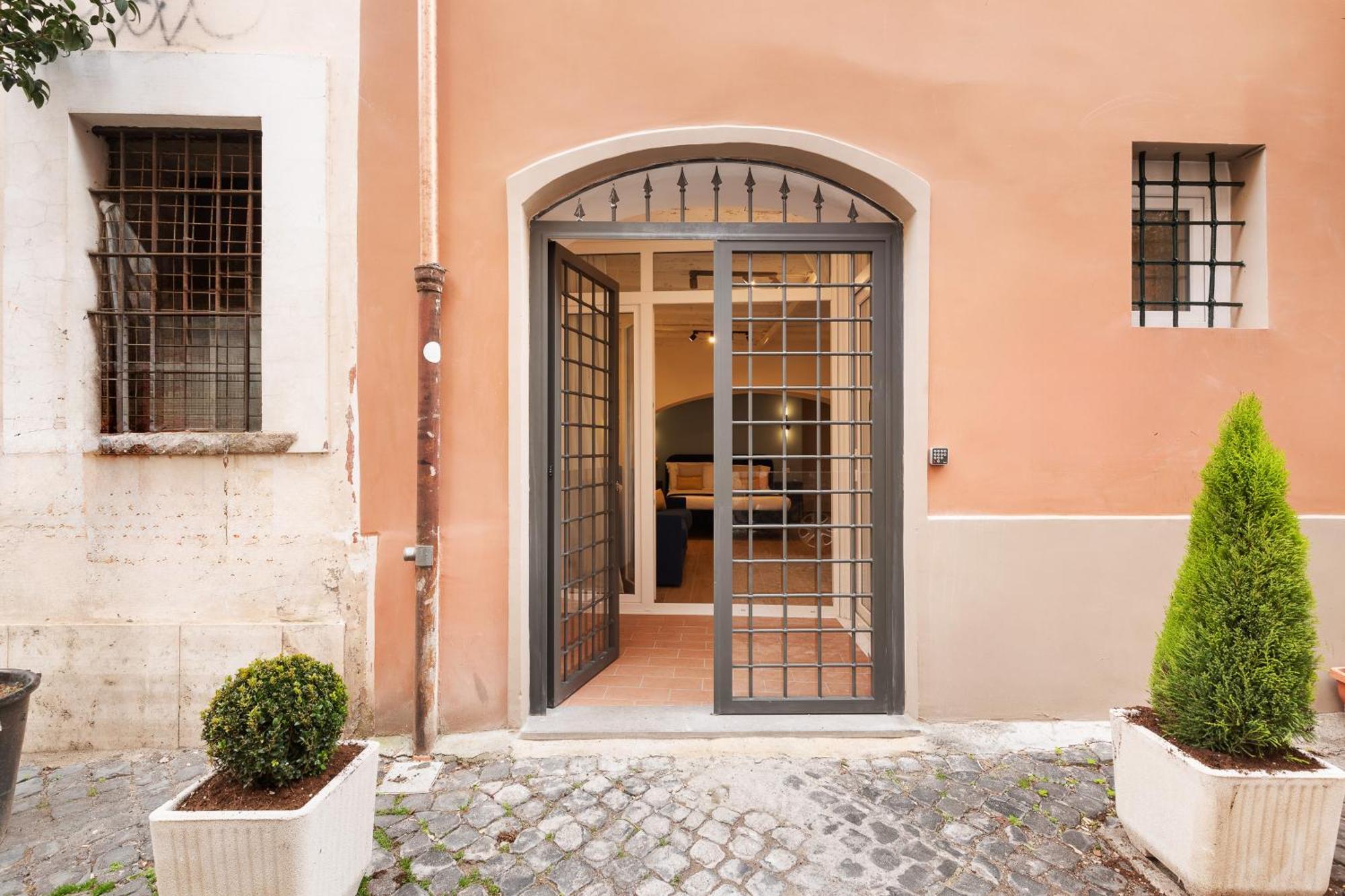 Leopardo Boutique Apartment In Trastevere 로마 외부 사진