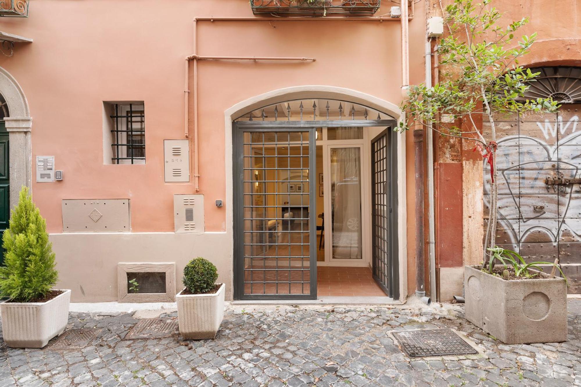 Leopardo Boutique Apartment In Trastevere 로마 외부 사진